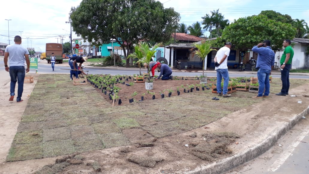 Laranjal minha cidade linda: Prefeitura trabalha em espaços para população